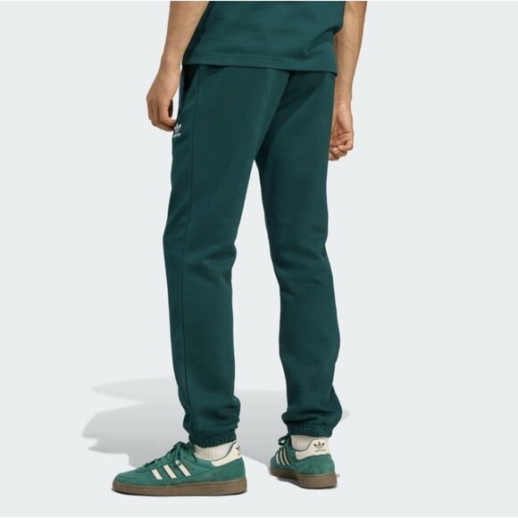 adidas Men’s  Trefoil Essentials Pants Size Large Aurora Ivy - New With Tags - Picture 2 of 10